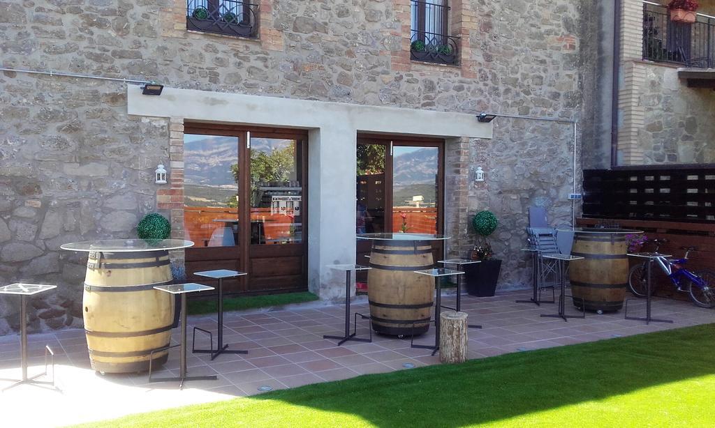 Hostal Emphasis Casserres Exterior foto